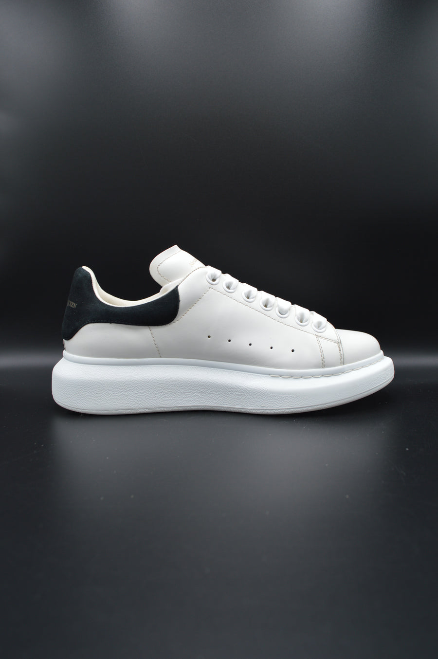 Alexander Mcqueen Oversize blanc/noir - T39