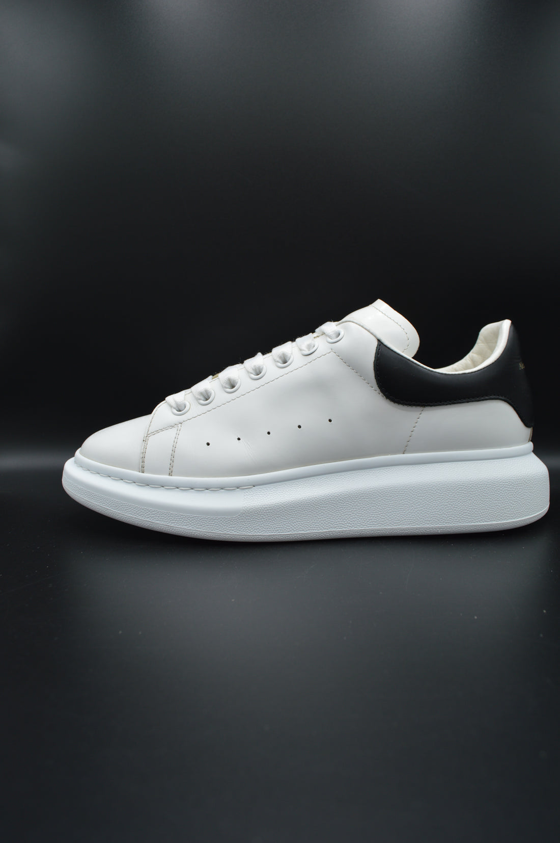 Alexander Mcqueen Oversize blanc/noir - T43