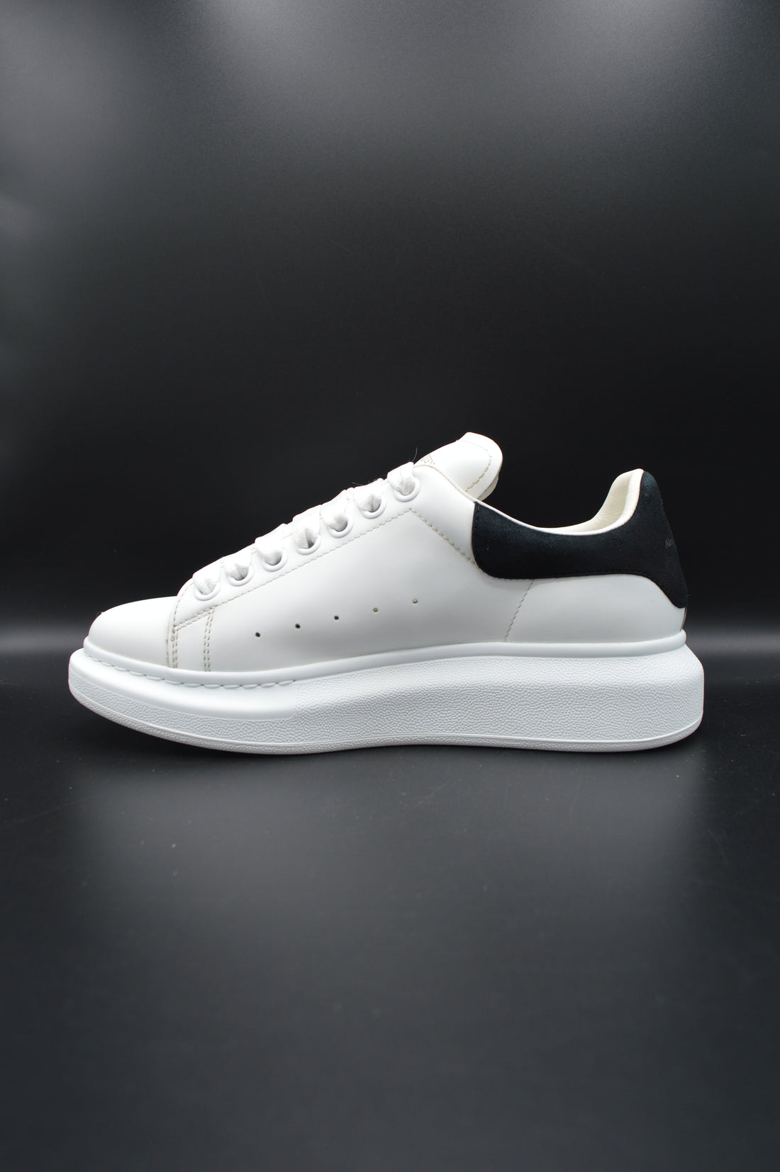 Alexander Mcqueen Oversize blanc/noir - T39