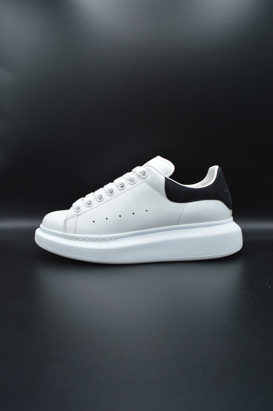 Alexander Mcqueen Oversize blanc/noir - T37