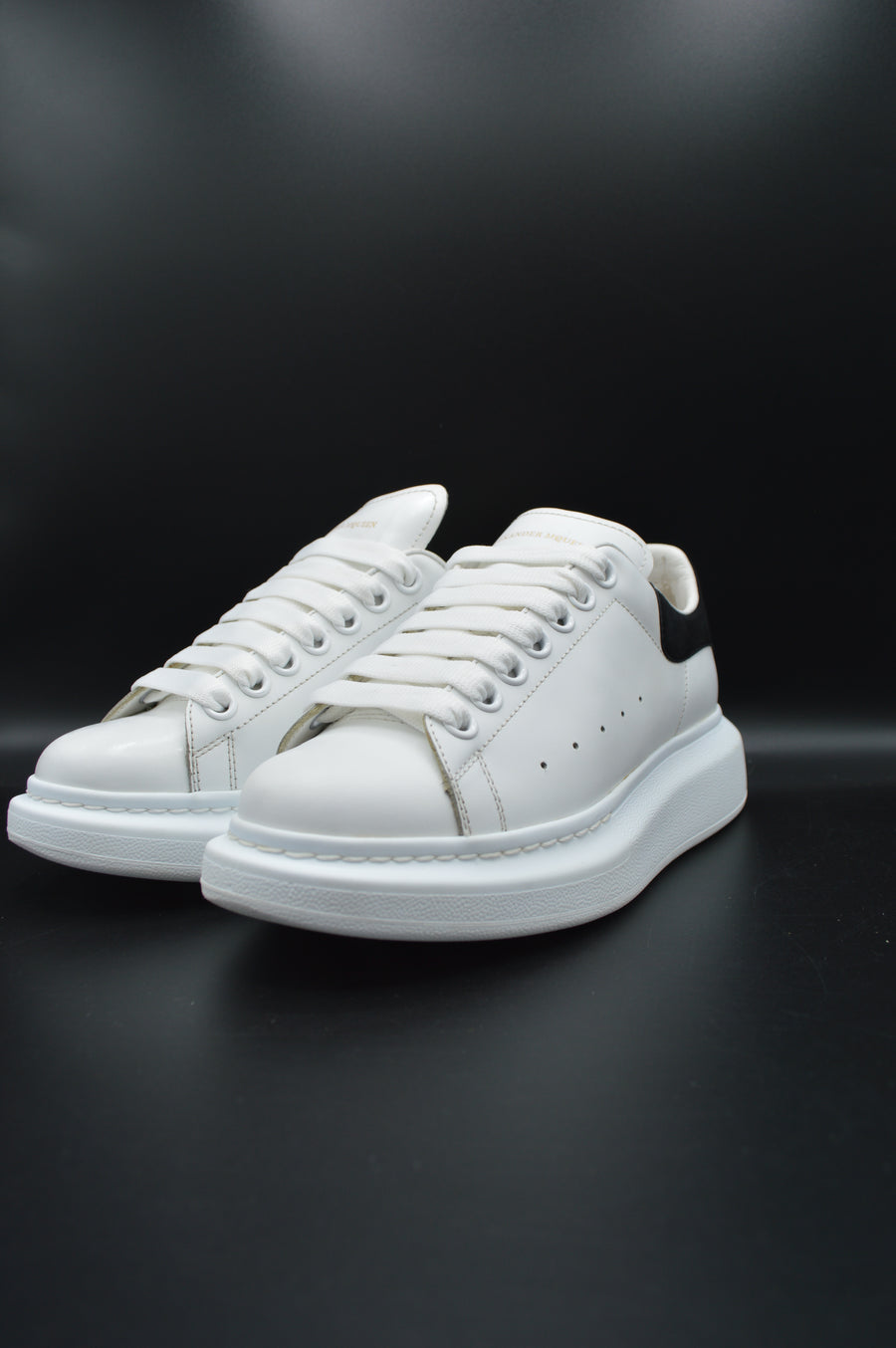 Alexander Mcqueen Oversize blanc/noir - T37