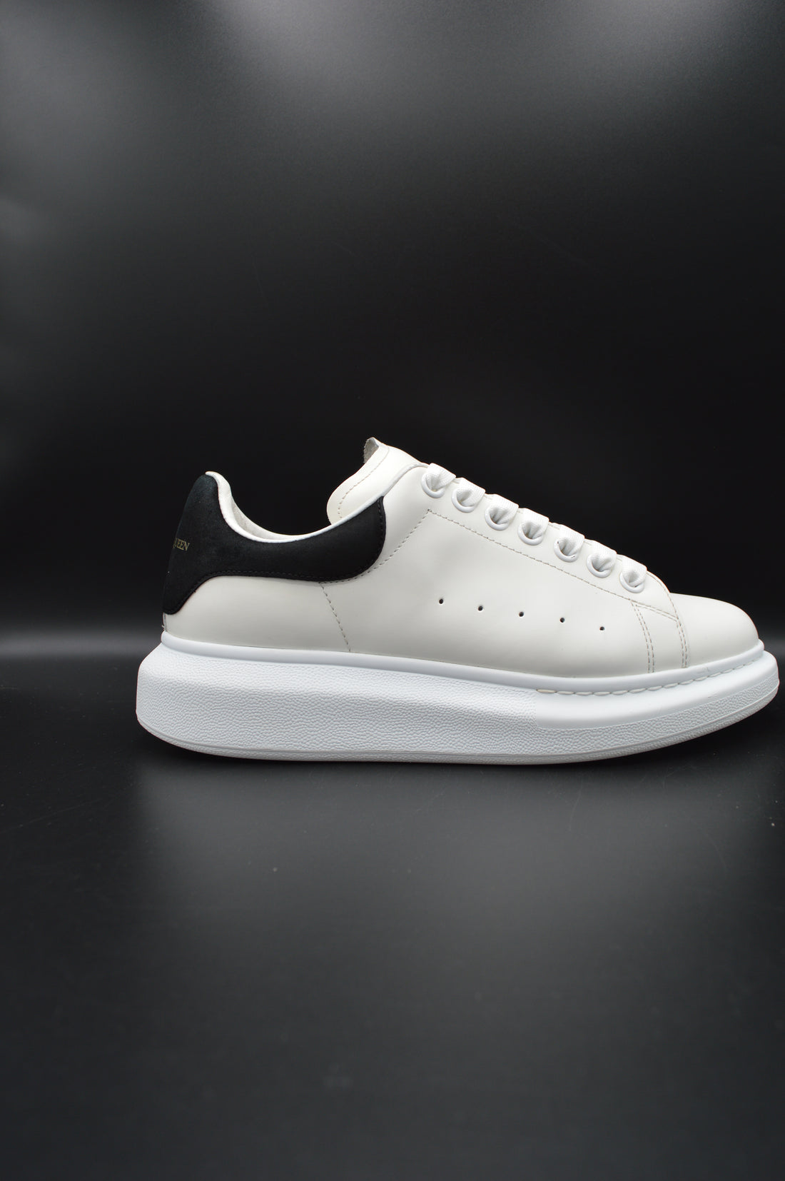 Alexander Mcqueen Oversize blanc/noir - T39