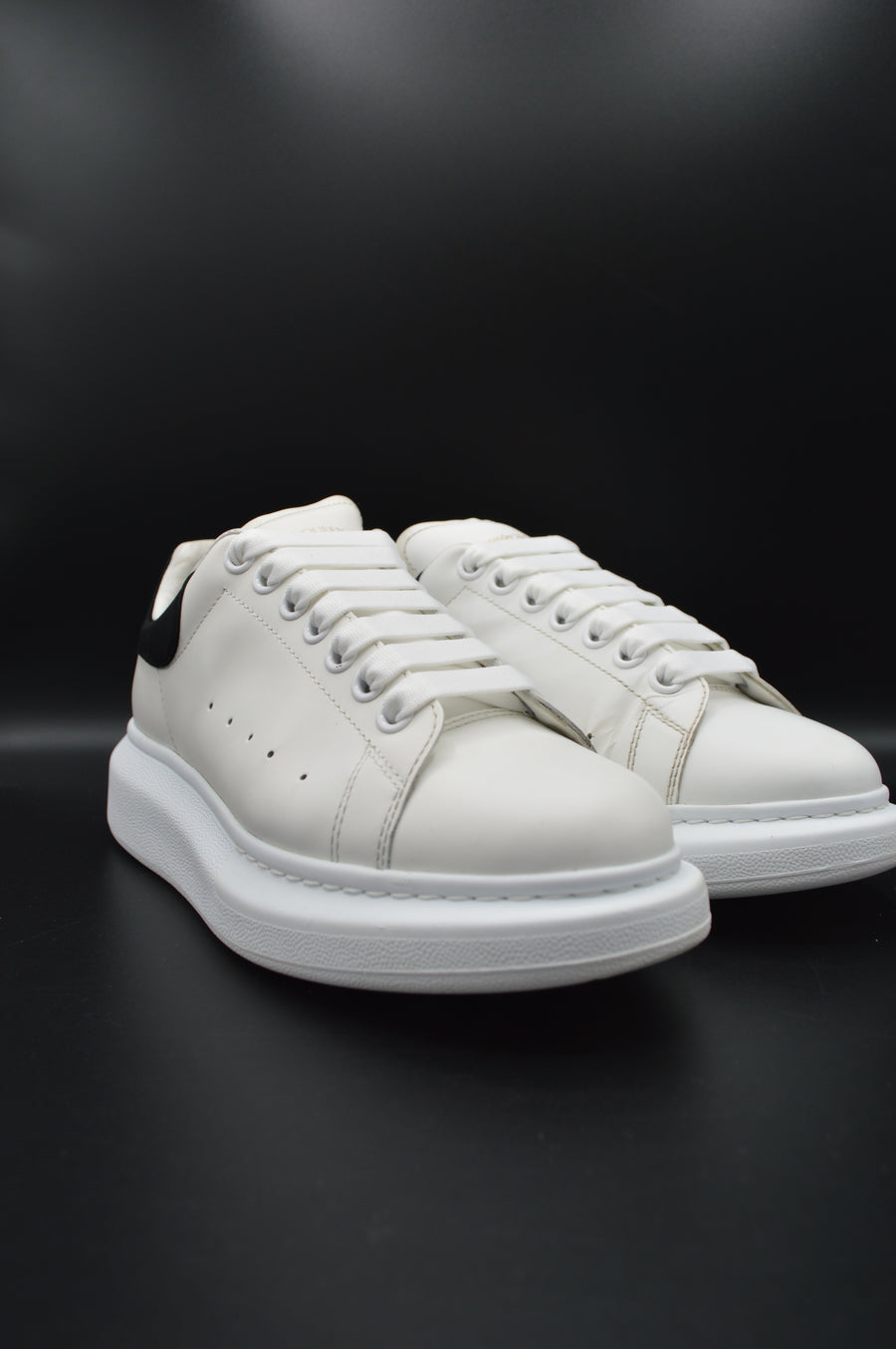 Alexander Mcqueen Oversize blanc/noir - T39