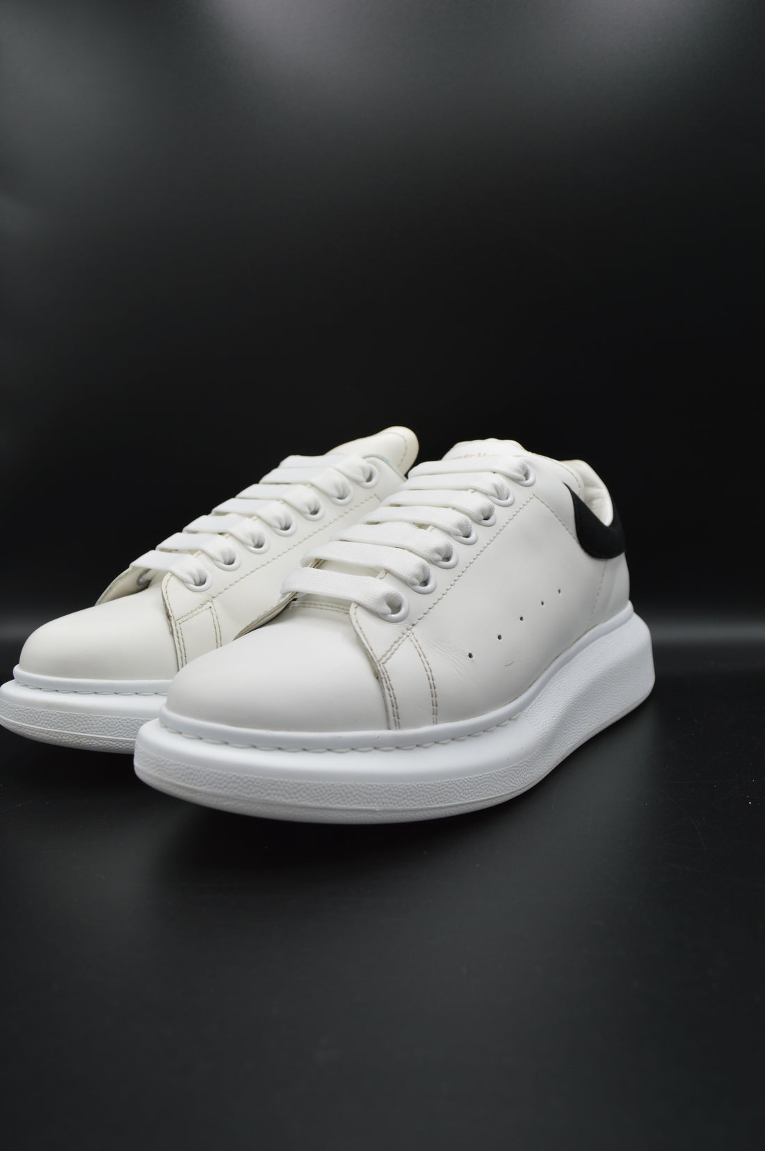 Alexander Mcqueen Oversize blanc/noir - T39
