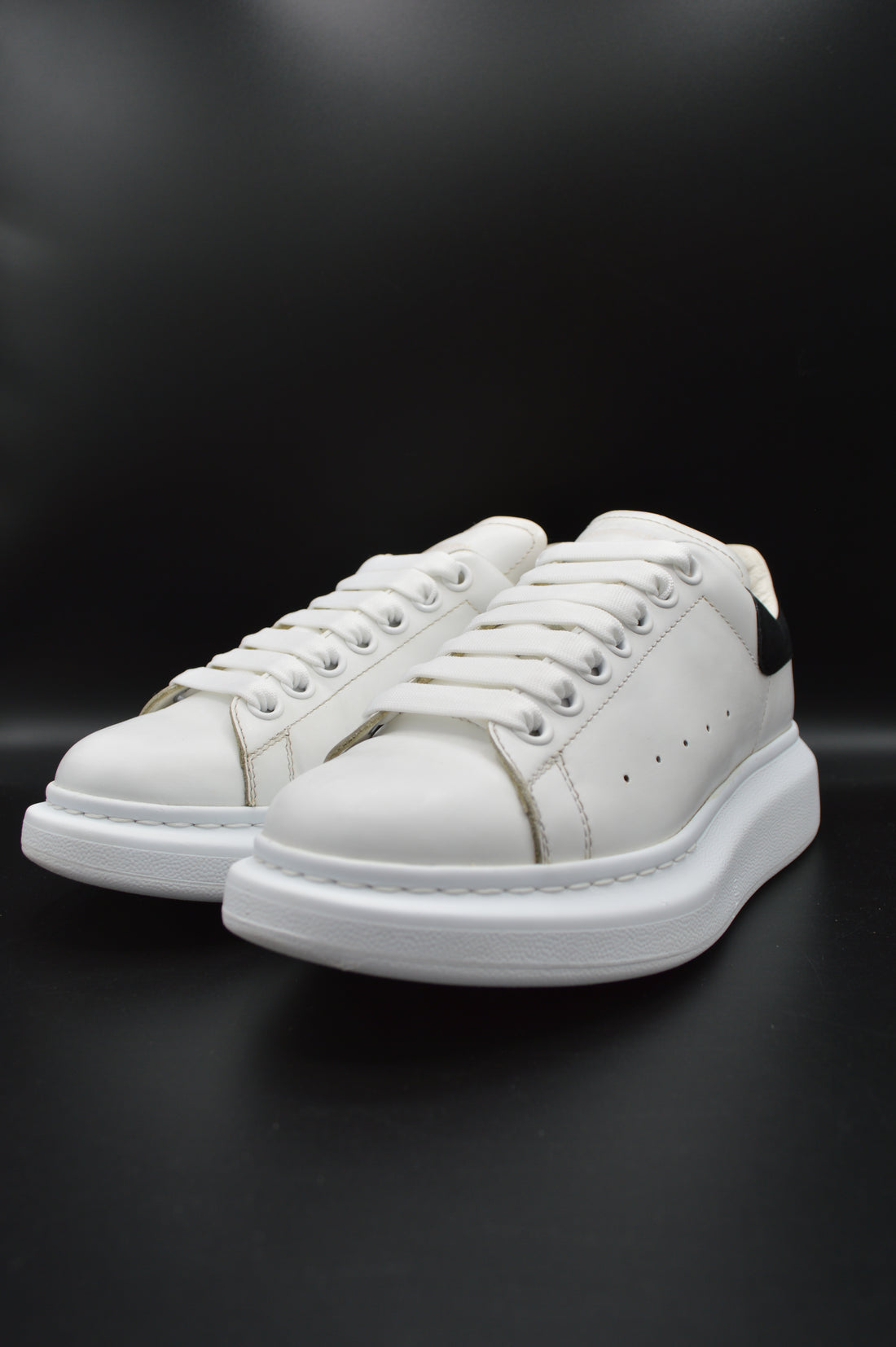 Alexander Mcqueen Oversize blanc/noir - T38
