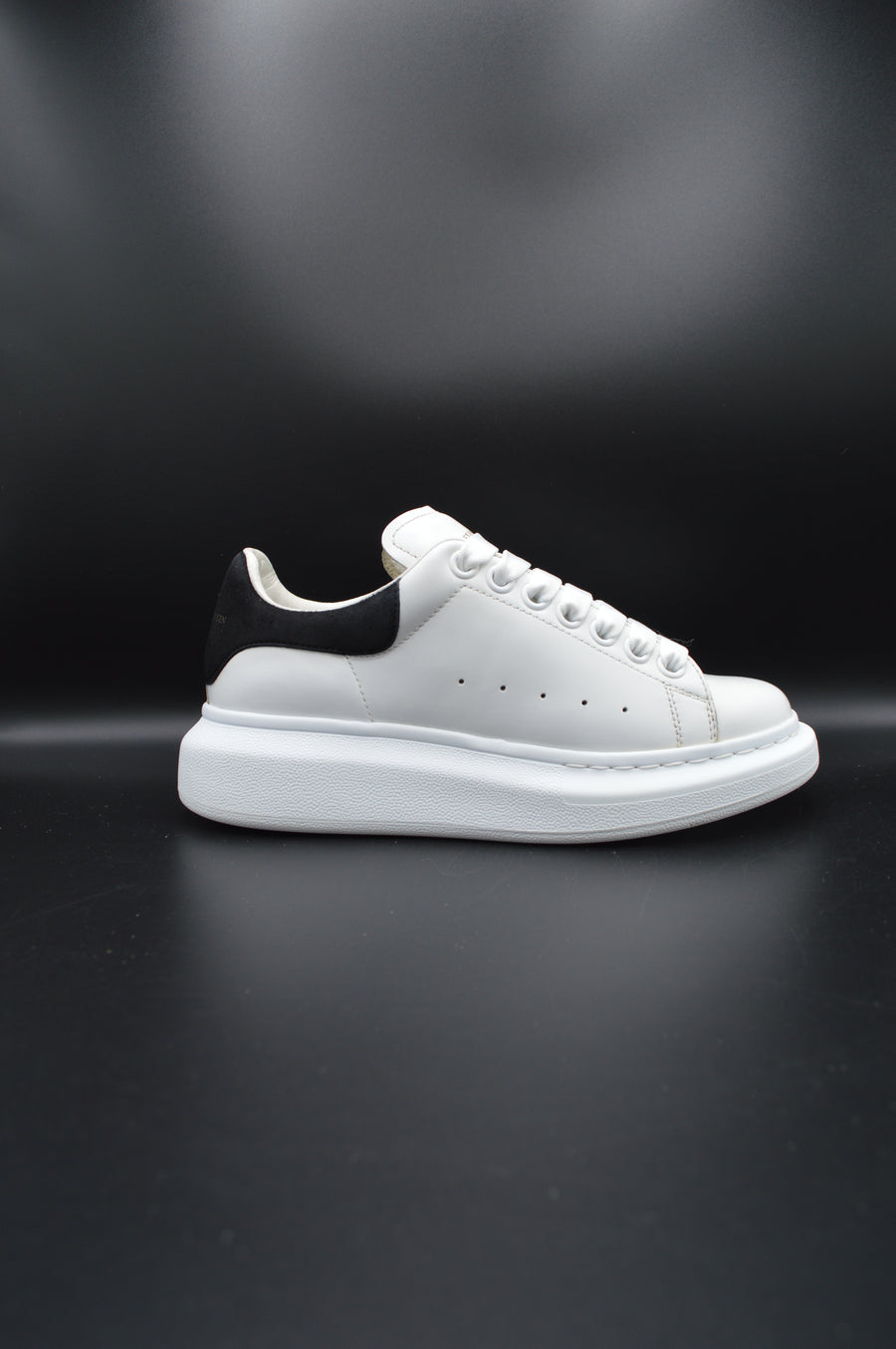 Alexander Mcqueen Oversize blanc/noir - T36