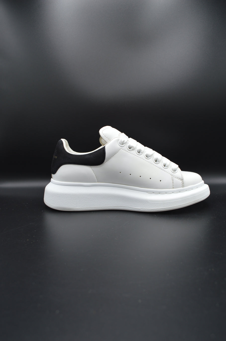 Alexander Mcqueen Oversize blanc/noir - T36