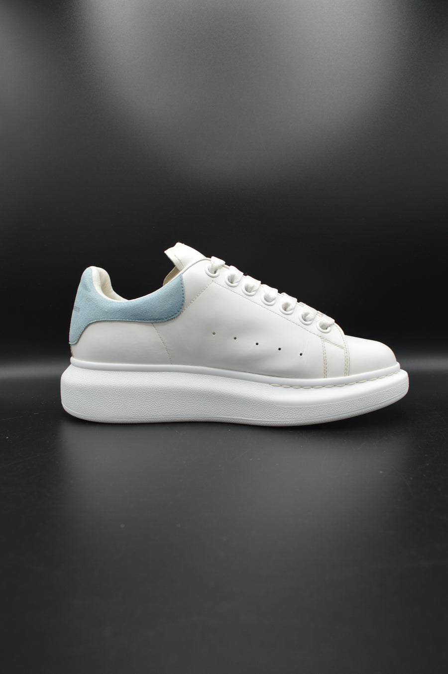 Alexander Mcqueen oversize blanc/bleu ciel - T38,5