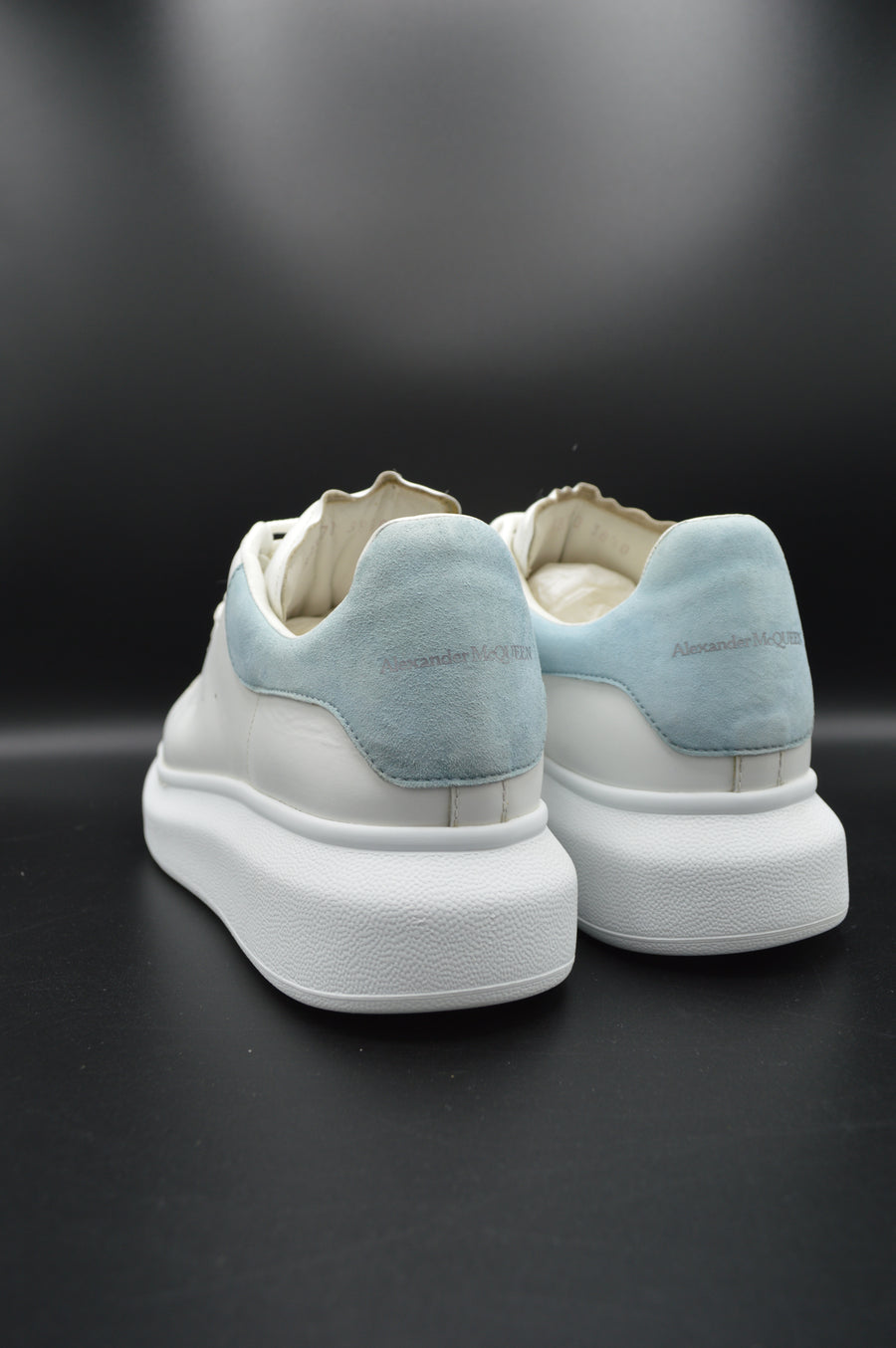 Alexander Mcqueen oversize blanc/bleu ciel - T38,5