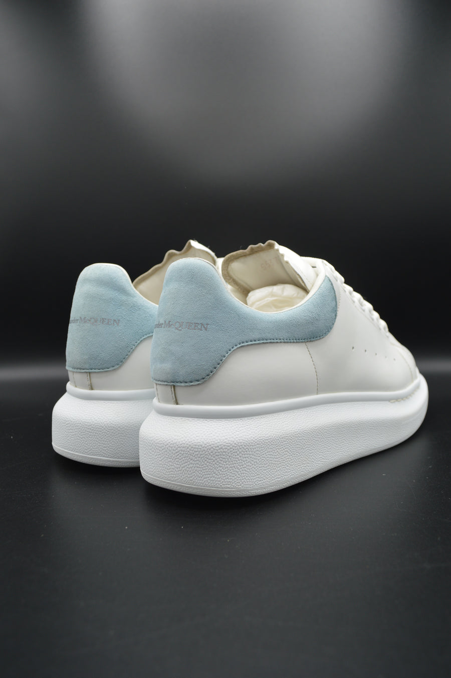 Alexander Mcqueen oversize blanc/bleu ciel - T38,5