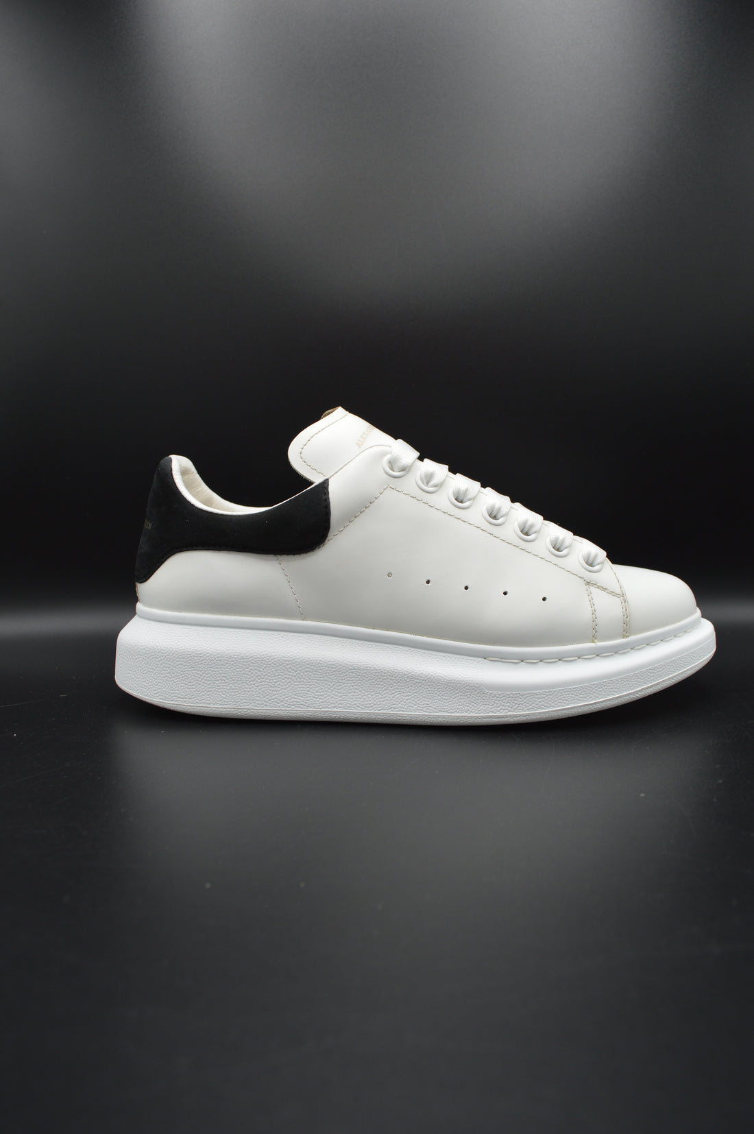 Alexander Mcqueen oversize blanc/ noir - T39
