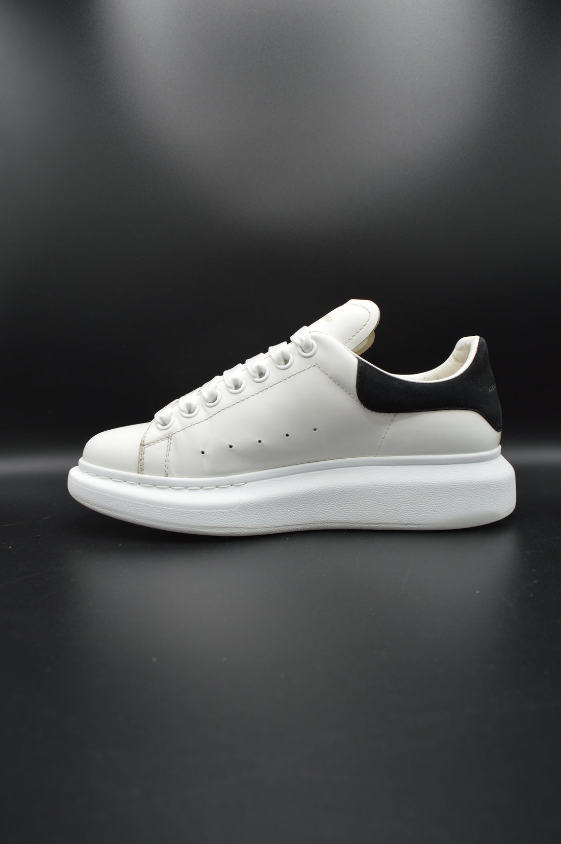 Alexander Mcqueen oversize blanc/ noir - T39