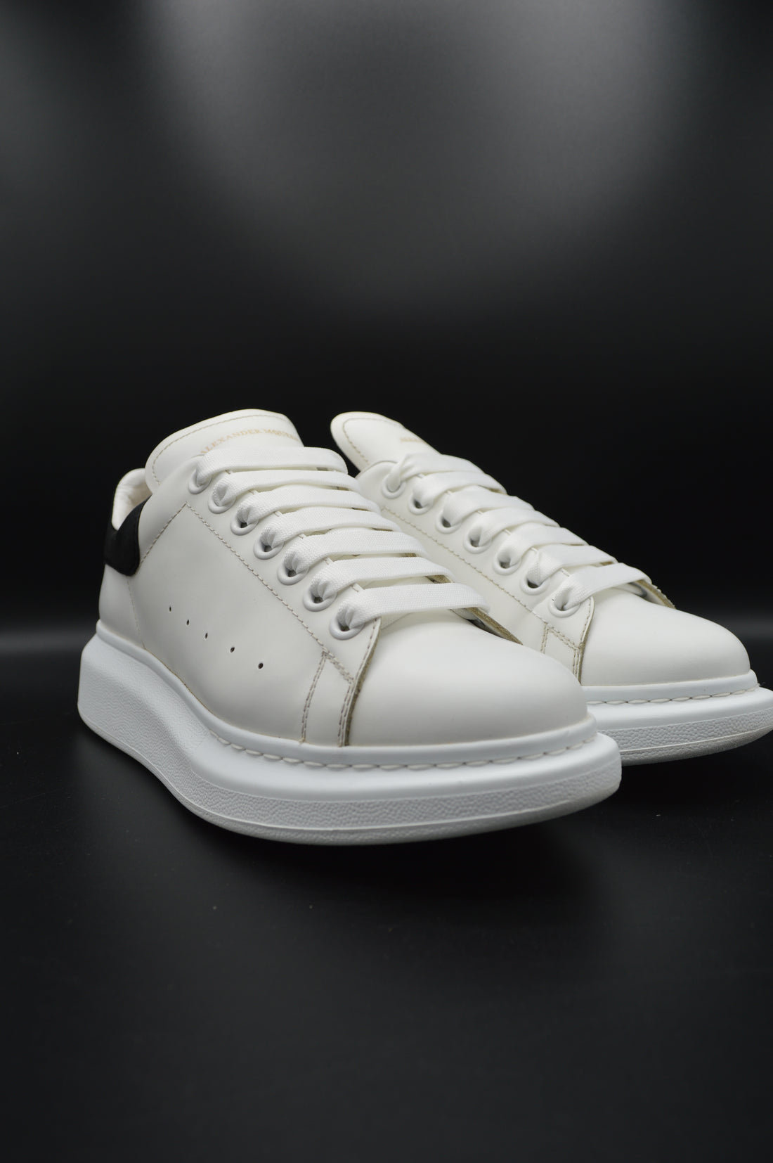 Alexander Mcqueen oversize blanc/ noir - T39