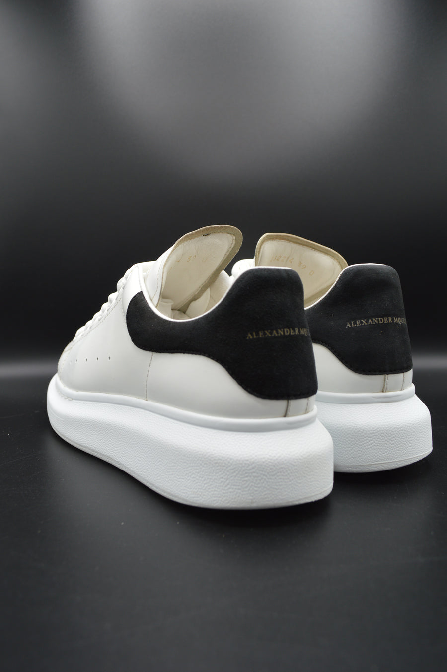 Alexander Mcqueen oversize blanc/ noir - T39