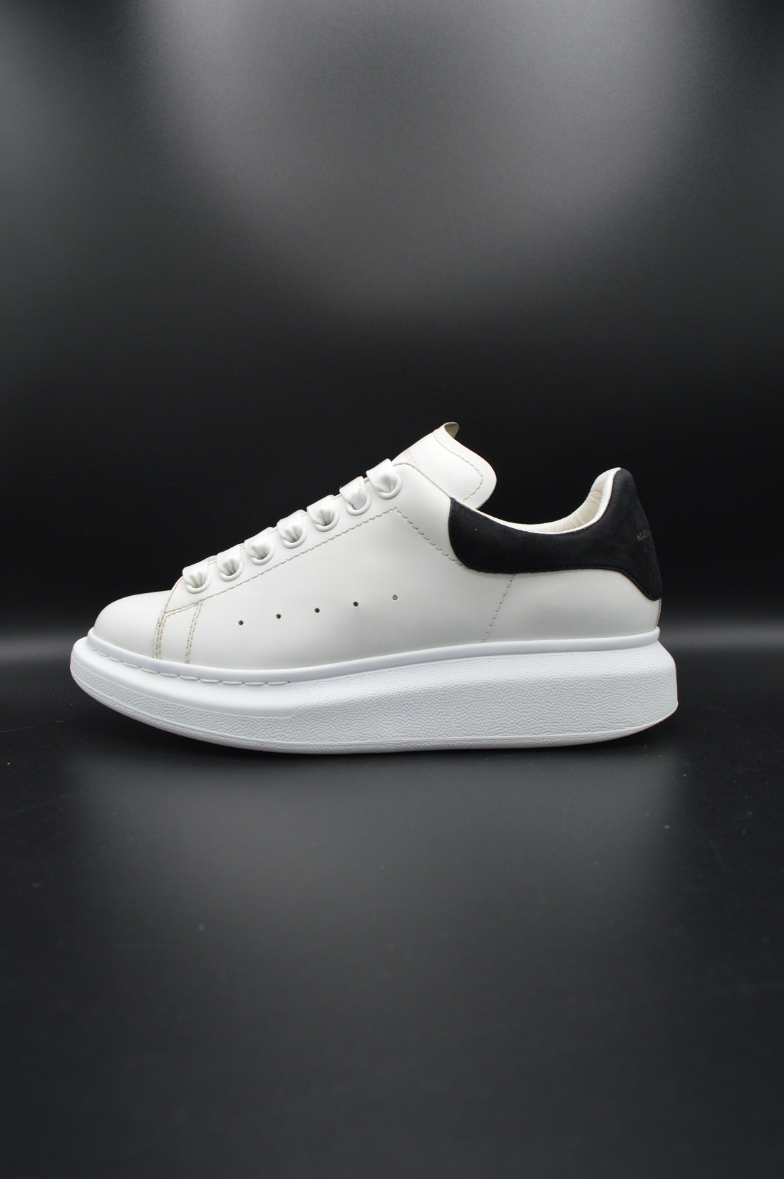 Alexander Mcqueen oversize blanc/noir - T38