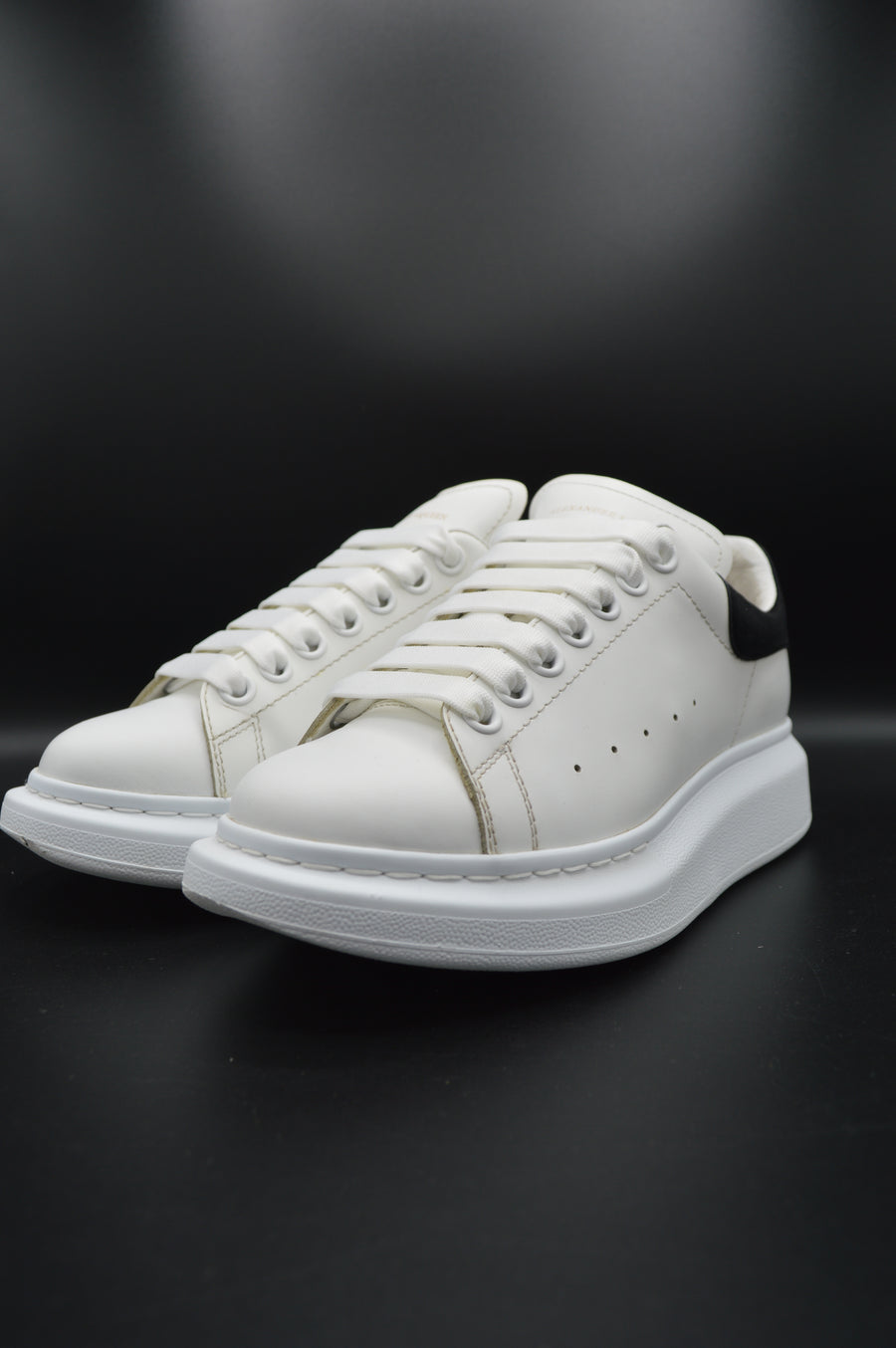 Alexander Mcqueen oversize blanc/noir - T38