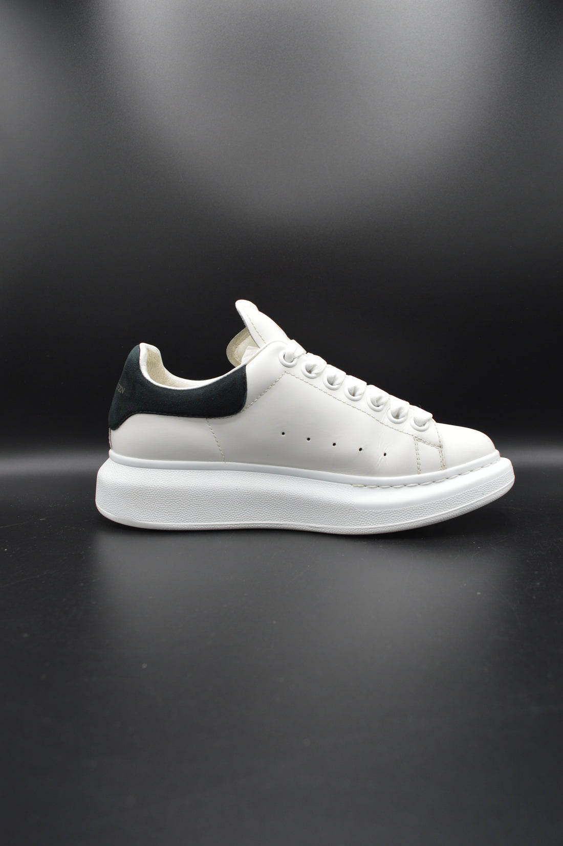 Alexander Mcqueen oversize blanc/noir - T36,5