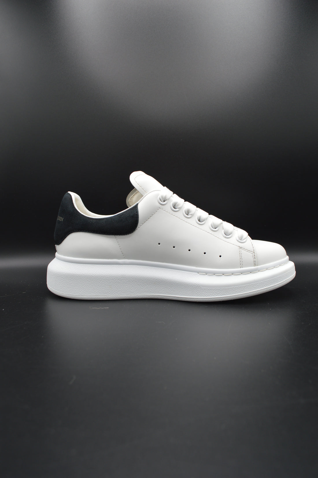Alexander Mcqueen oversize blanc/noir - T38