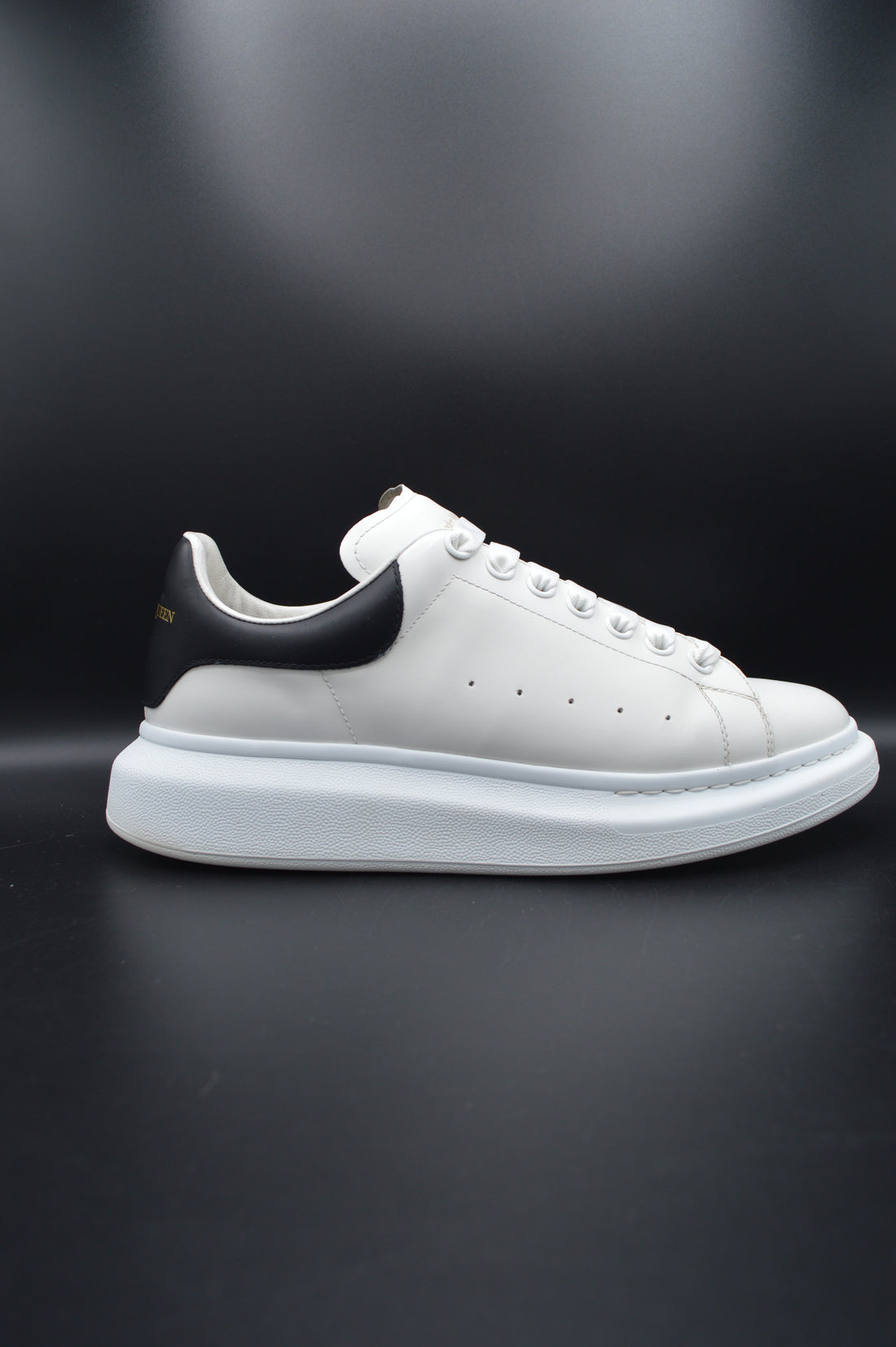 Alexander Mcqueen oversize blanc/noir - T41