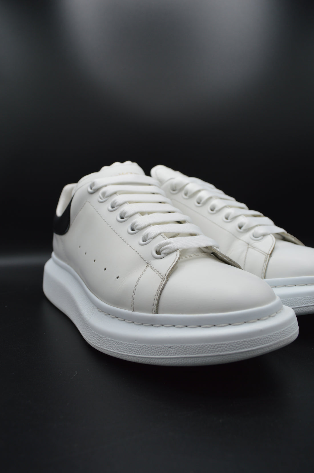 Alexander Mcqueen oversize blanc/noir - T41