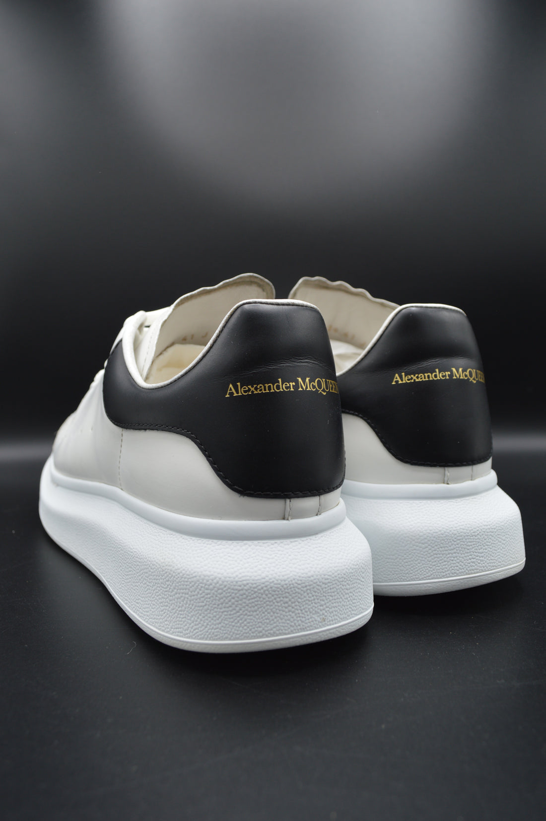 Alexander Mcqueen oversize blanc/noir - T41