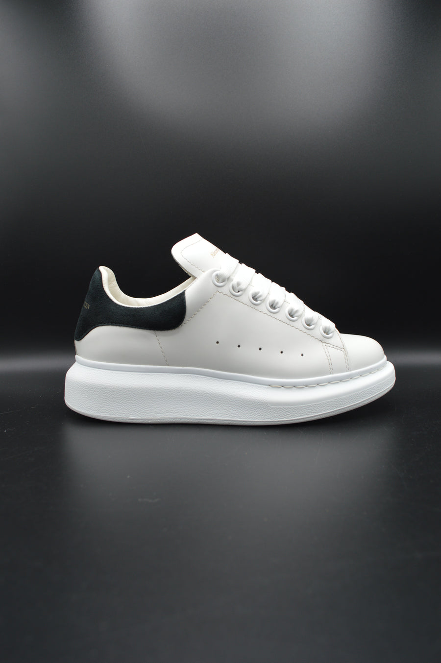 Alexander Mcqueen oversize blanc/noir - T36