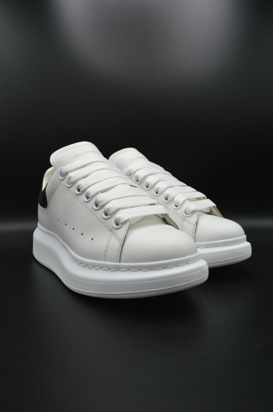 Alexander Mcqueen oversize blanc/noir - T36