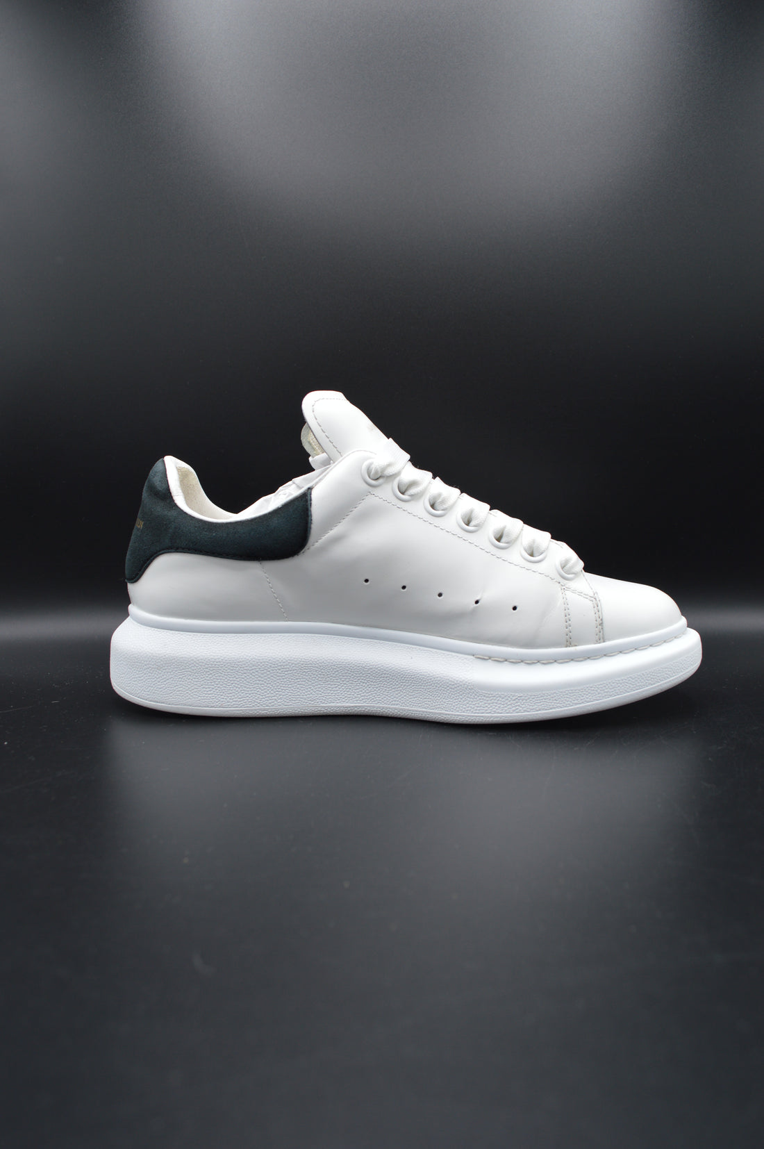 Alexander Mcqueen oversize blanc/noir - T38