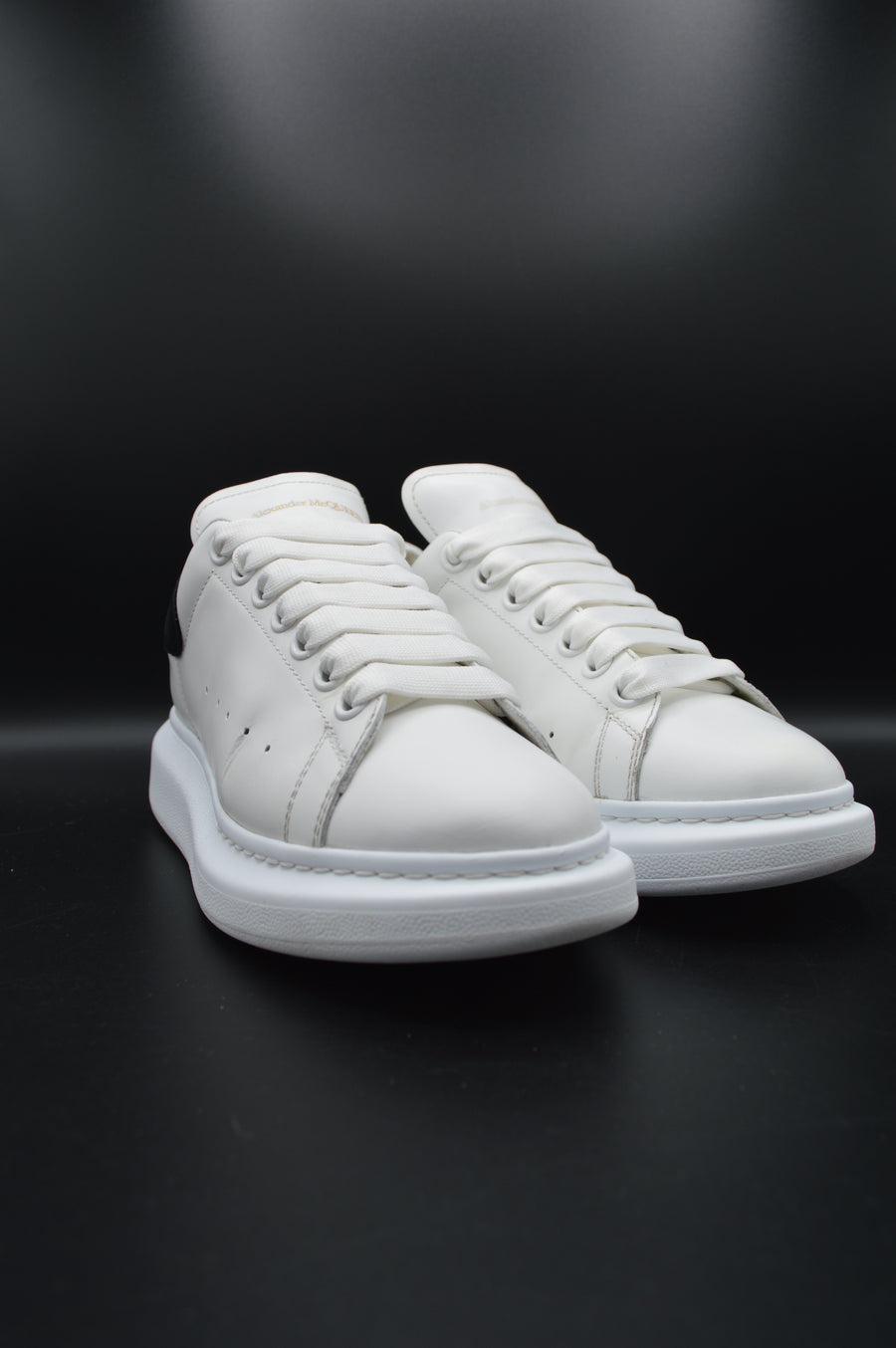 Alexander Mcqueen oversize blanc/noir - T38