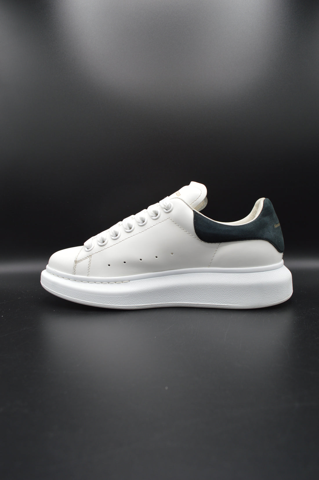 Alexander Mcqueen oversize blanc/noir - T38