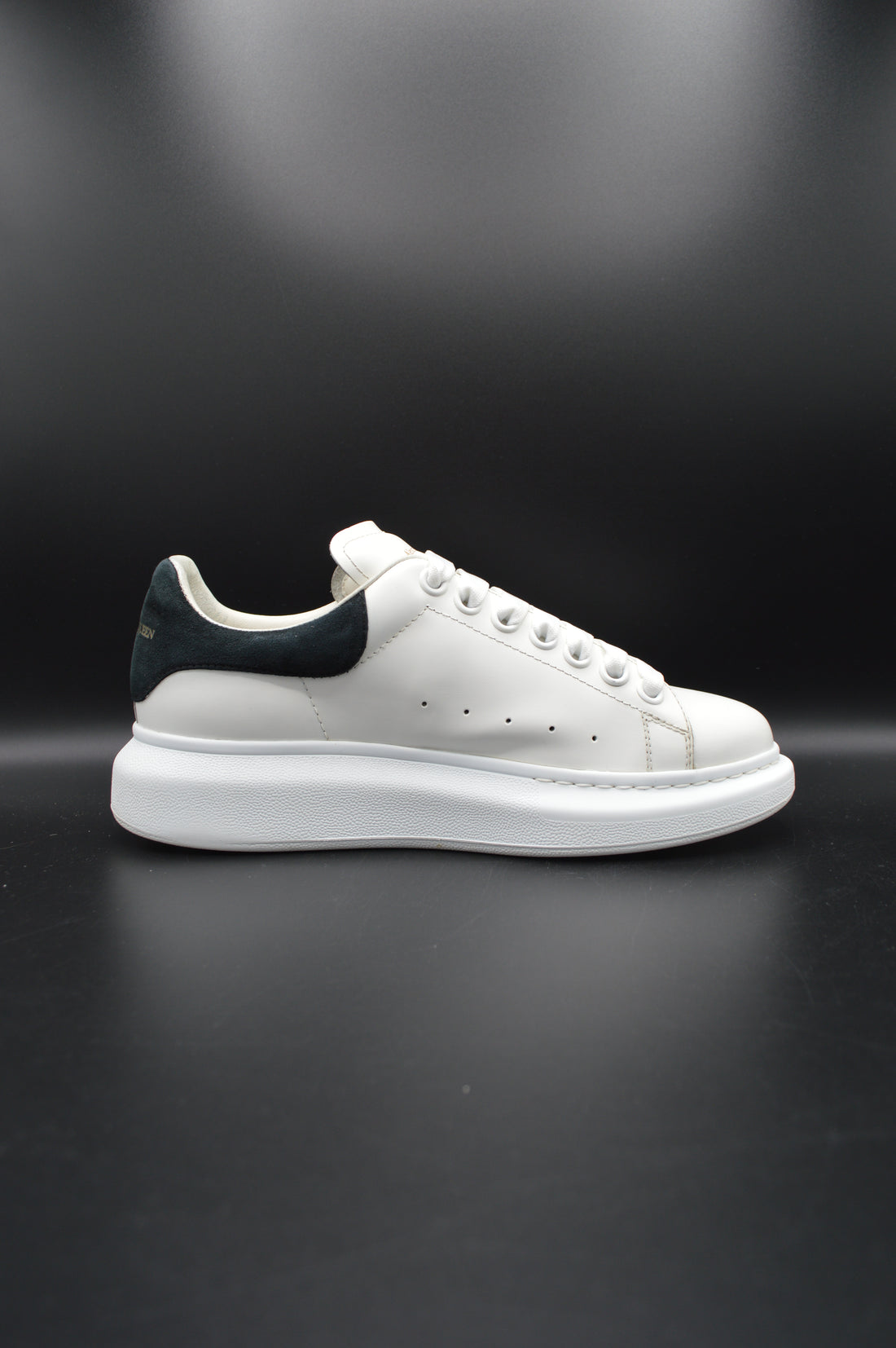 Alexander Mcqueen oversize blanc/noir - T38