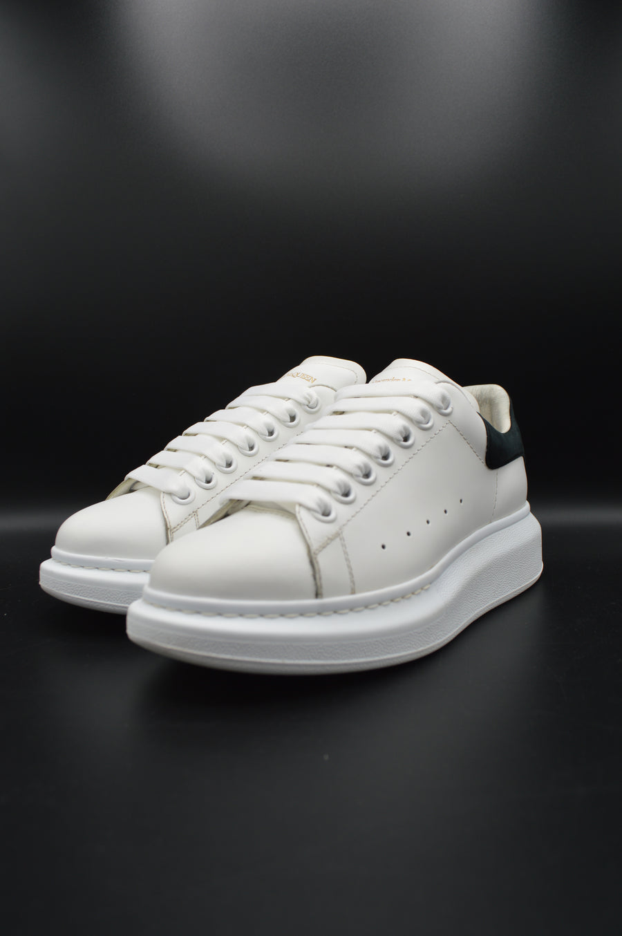 Alexander Mcqueen oversize blanc/noir - T38