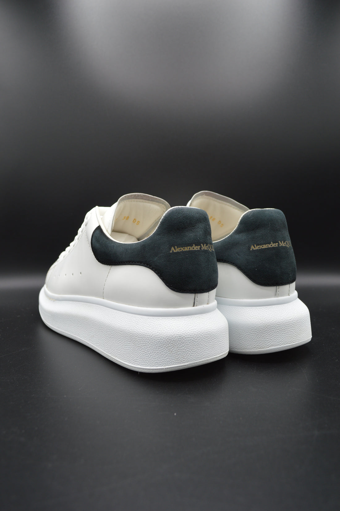 Alexander Mcqueen oversize blanc/noir - T38